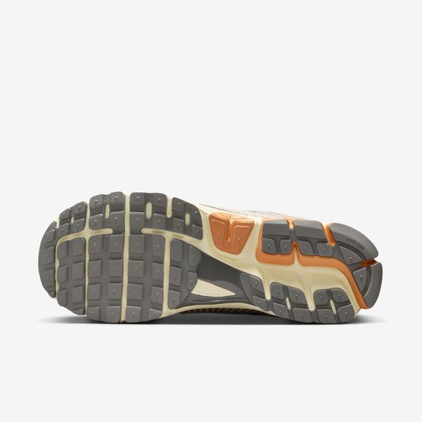 Оригінальні чоловічі кросівки Nike Zoom Vomero 5 "Phantom/ Flat Pewter-Copper Moon" (IB7469-030) IB7469-030 фото