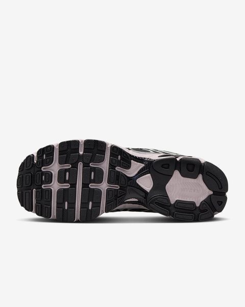 Оригінальні кросівки Nike Air Max Moto 2K "Light Violet Ore/Metallic Silver/Black/Platinum Violet" (HQ2056-200) HQ2056-200 фото