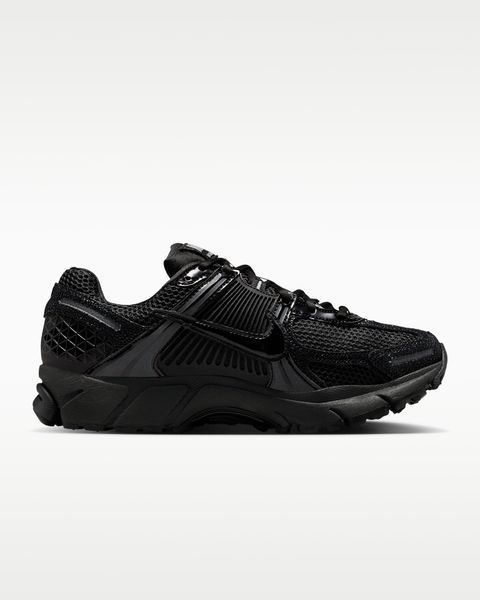 Оригинальные женские кроссовки Nike Zoom Vomero 5 "Black/Metallic Silver/Anthracite" (II6236-001) II6236-001 фото
