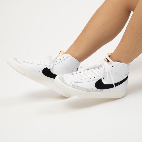 Оригінальні жіночі кросівки Nike Wmns Blazer Mid 77 Leather "White / Black" (CZ1055-100) CZ1055-100 фото