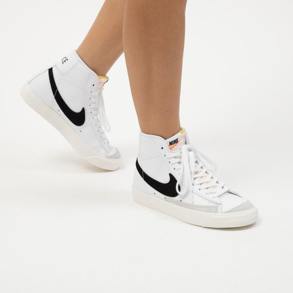Оригінальні жіночі кросівки Nike Wmns Blazer Mid 77 Leather "White / Black" (CZ1055-100) CZ1055-100 фото