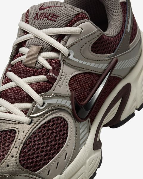 Оригинальные женские кроссовки Nike Wmns V5 RNR "Burgundy Crush/College Grey/Light Orewood Brown/Black" (HQ7901-602) HQ7901-602 фото