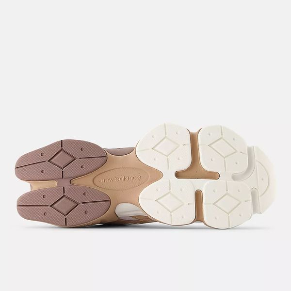 Оригінальні кросівки New Balance 9060 "Earth Shadow/Flat Taupe/Bisque" (U9060ETN) U9060ETN фото