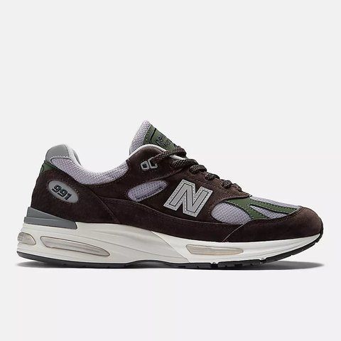 Оригінальні кросівки New Balance 991v2 Made in UK "Licorice/Lavender Gray/Douglas Fir" (U991BP2) U991BP2 фото