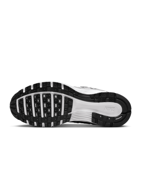 Оригінальні кросівки Nike P-6000 "Metallic Silver/Black/White" (BV1021-013) BV1021-013 фото