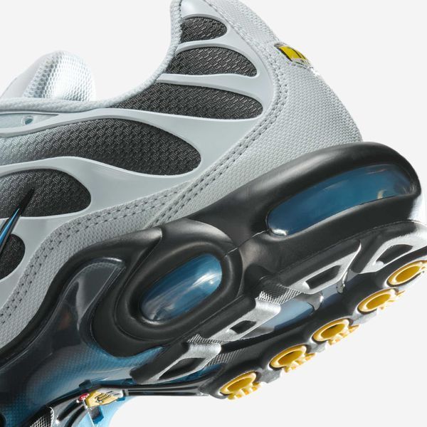 Оригинальные мужские кроссовки Nike Air Max Plus "Pure Platinum/Dark Smoke Grey/Black/University Blue" (DM0032-015) DM0032-015 фото
