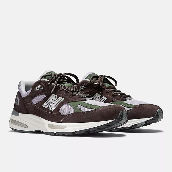 Оригінальні кросівки New Balance 991v2 Made in UK "Licorice/Lavender Gray/Douglas Fir" (U991BP2) U991BP2 фото