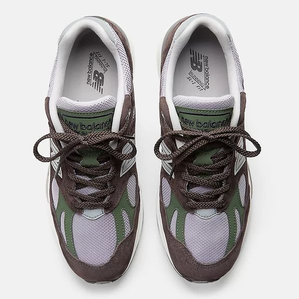 Оригінальні кросівки New Balance 991v2 Made in UK "Licorice/Lavender Gray/Douglas Fir" (U991BP2) U991BP2 фото