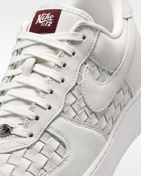 Оригінальні чоловічі кросівки Nike Air Force 1 Low Retro Premium "Summit White/Team Red/Metallic Silver" (IM5755-101) IM5755-101 фото
