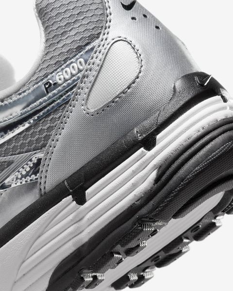 Оригінальні чоловічі кросівки Nike P-6000 "Metallic Silver/Sail/Black" (CN0149-001) CN0149-001 фото