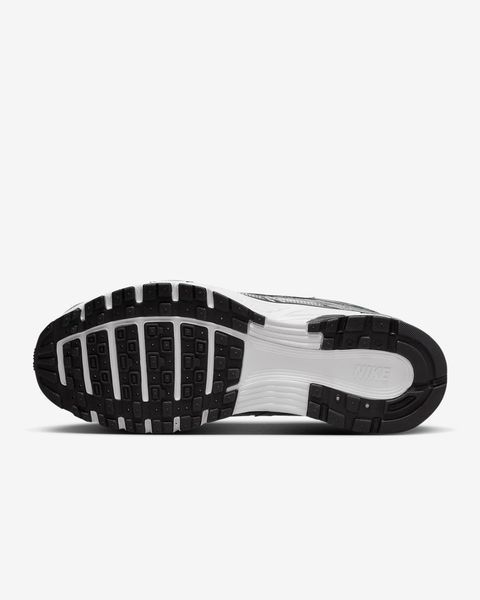 Оригінальні чоловічі кросівки Nike P-6000 "Metallic Silver/Sail/Black" (CN0149-001) CN0149-001 фото