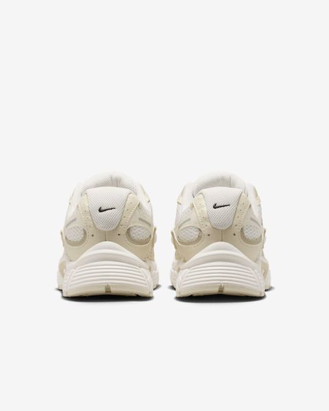 Оригінальні кросівки Nike V5 RNR "Coconut Milk/Sail" (IO0464-101) IO0464-101 фото