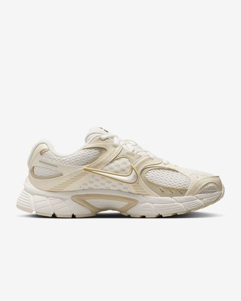 Оригінальні кросівки Nike V5 RNR "Coconut Milk/Sail" (IO0464-101) IO0464-101 фото