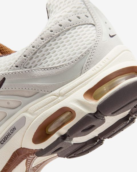 Оригінальні чоловічі кросівки Nike Air Max Moto 2k "Phantom/Sail/Baroque Brown/Light British Tan" (IQ4924-003) IQ4924-003 фото