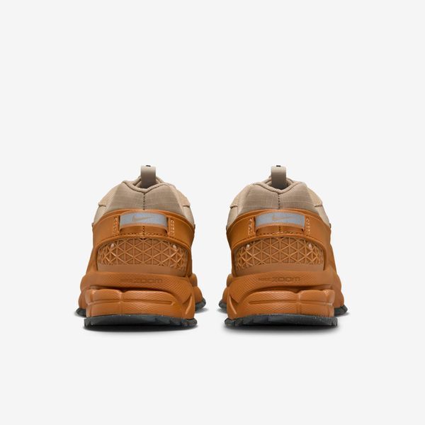 Оригінальні кросівки Nike Zoom Vomero Roam "Flax/Anthracite/University Gold/Khaki" (HQ2181-200) HQ2181-200 фото