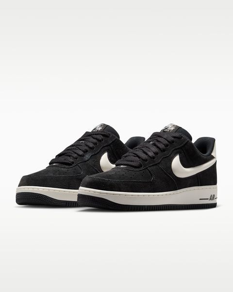 Оригинальные кроссовки Nike Air Force 1 '07 LV8 "Black / Sail" (IU7592-001) IU7592-001 фото