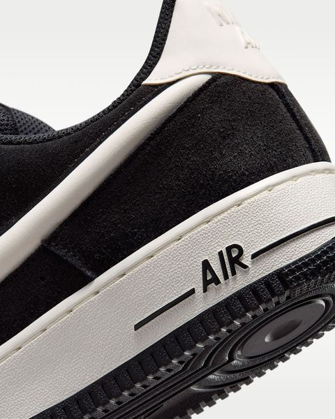 Оригинальные кроссовки Nike Air Force 1 '07 LV8 "Black / Sail" (IU7592-001) IU7592-001 фото