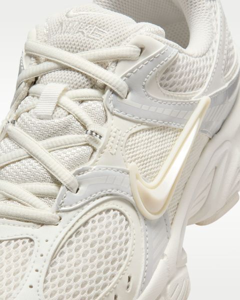 Оригінальні кросівки Nike V5 RNR "Phantom/Sail/Metallic Summit White" (IQ0276-030) IQ0276-030 фото