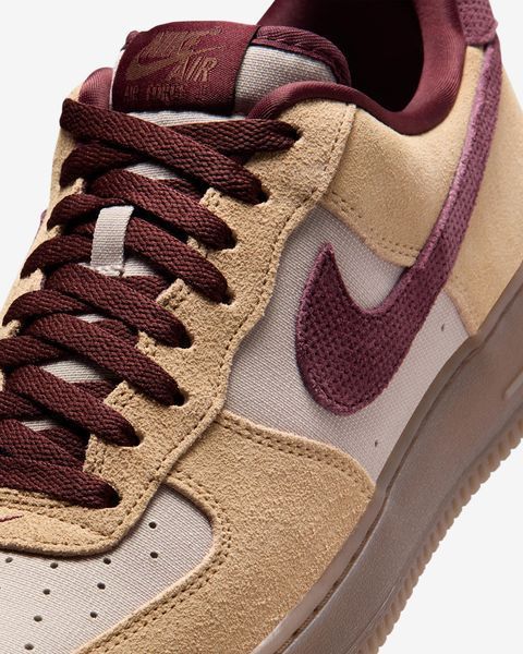 Оригінальні кросівки Nike Air Force 1 '07 Premium "Linen/Moon Particle/Mink Brown/Burgundy Crush" (IQ3408-286) IQ3408-286 фото