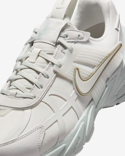 Оригинальные кроссовки Nike V2K Run GORE-TEX "Platinum Tint/Summit White/Light Silver/Platinum Tint" (FZ2622-004) FZ2622-004 фото