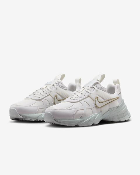 Оригинальные кроссовки Nike V2K Run GORE-TEX "Platinum Tint/Summit White/Light Silver/Platinum Tint" (FZ2622-004) FZ2622-004 фото