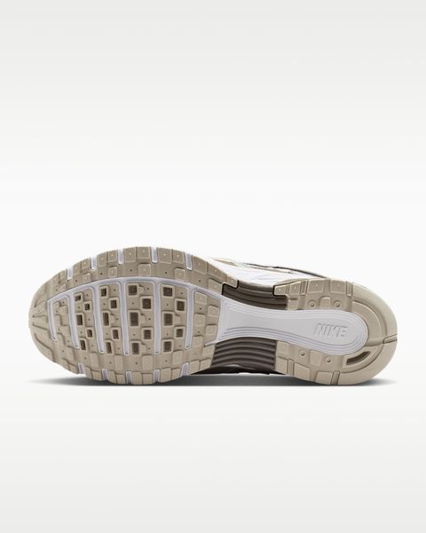Оригинальные кроссовки Nike P-6000 "White / Metallic Silver / Cave Stone / Light Bone" (IU7554-100) IU7554-100 фото