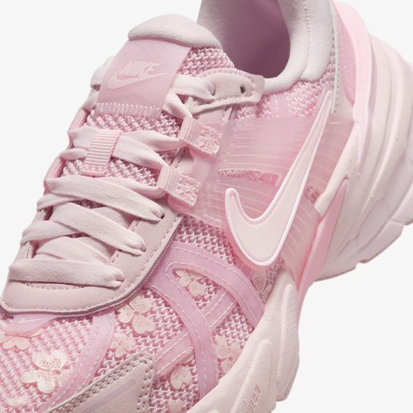 Оригінальні жіночі кросівки Nike Wmns V2k Run "Pink Foam" (HJ5269-600) HJ5269-600 фото
