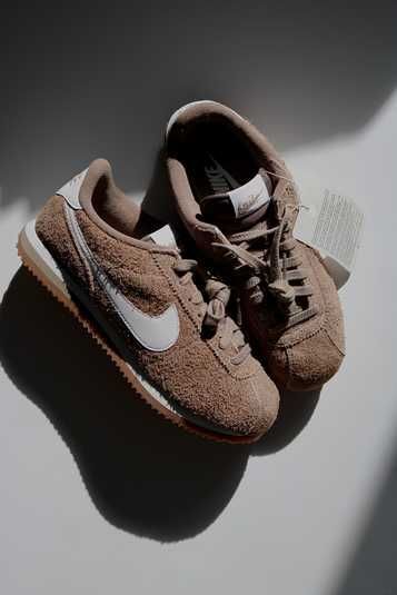 Оригінальні кросівки Nike Cortez Vintage Suede 