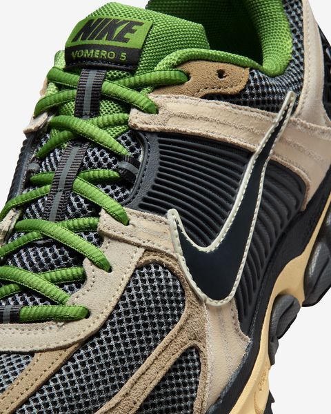 Оригинальные мужские кроссовки Nike Zoom Vomero 5 "Pale Ivory/Smoke Grey/Chlorophyll/Off Noir" (HF1553-102) HF1553-102 фото