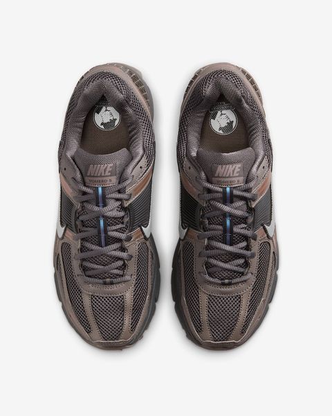 Оригінальні чоловічі кросівки Nike Zoom Vomero 5 "Cave Stone/Multi-Color/Medium Ash/Metallic Silver" (HF5493-201) HF5493-201 фото