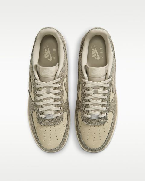 Оригінальні чоловічі кросівки Nike Air Force 1 '07 LV8 "Denim" "Desert Khaki/Light Khaki/Metallic Silver" (IR0951-201) IR0951-201 фото