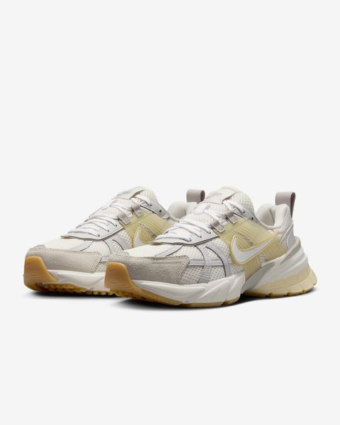Оригинальные женские кроссовки Nike Wmns V2k Run "Phantom/Light Khaki/College Grey/White" (HV4314-030) HV4314-030 фото