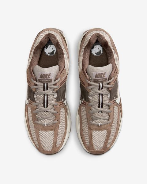 Оригинальные мужские кроссовки Nike Zoom Vomero 5 "College Grey/Mink Brown/Light Orewood Brown/Sail" (HF1553-004) HF1553-004 фото