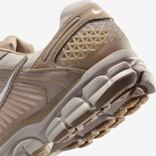 Оригинальные мужские кроссовки Nike Zoom Vomero 5 "Khaki/Light Orewood Brown/Sesame/Phantom" (HV2529-200) HV2529-200 фото