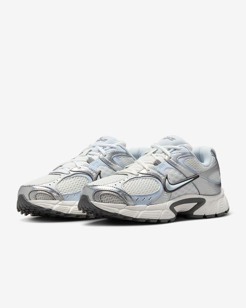 Оригінальні кросівки Nike V5 RNR "Summit White/Blue Tint/Photon Dust/Smoke Grey" (HQ7901-103) HQ7901-103 фото