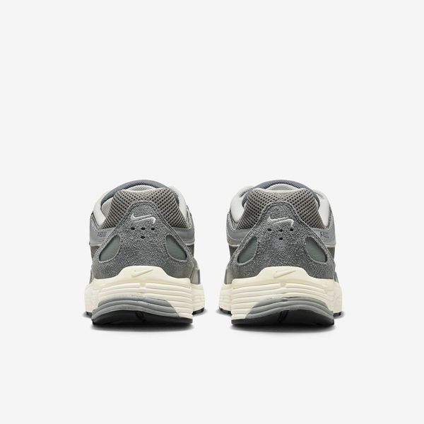 Оригінальні кросівки Nike P-6000 "Flat Pewter / Light Iron Ore / Metallic Silver" (FN7509-029) FN7509-029 фото