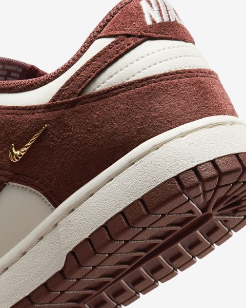 Оригінальні кросівки Nike Wmns Dunk Low "Sail/Metallic Gold/Red Sepia" (IB4417-104) IB4417-104 фото