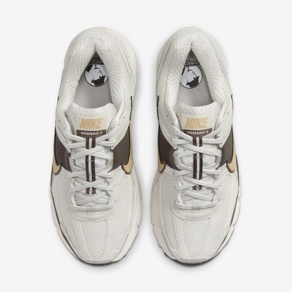 Оригінальні жіночі кросівки Nike Wmns Zoom Vomero 5 "Light Bone/Ironstone/Phantom/Sesame" (HM9657-001) HM9657-001 фото