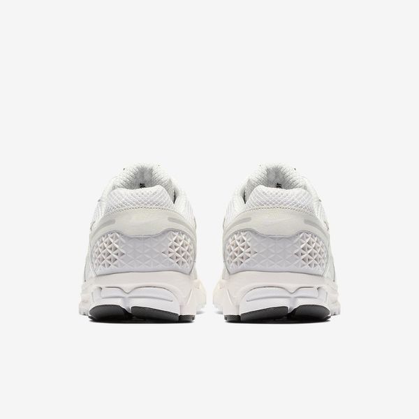 Оригинальные мужские кроссовки Nike Zoom Vomero 5 "Vast Grey / Black / Sail" (BV1358-001) BV1358-001 фото