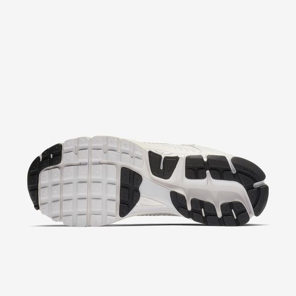 Оригинальные мужские кроссовки Nike Zoom Vomero 5 "Vast Grey / Black / Sail" (BV1358-001) BV1358-001 фото