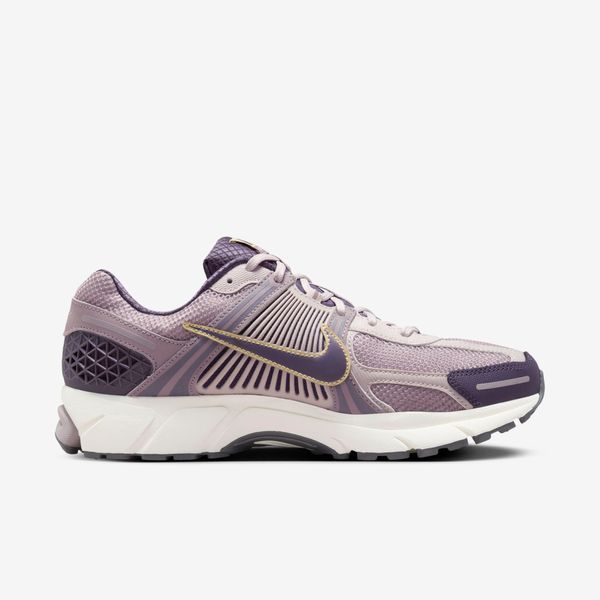 Оригінальні чоловічі кросівки Nike Zoom Vomero 5 "Platinum Violet/Light Violet Ore/Team Gold" (HQ3643-019) HQ3643-019 фото