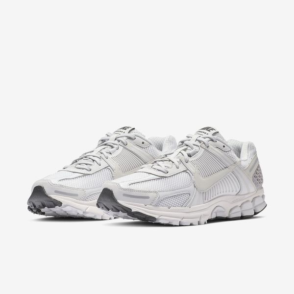 Оригинальные мужские кроссовки Nike Zoom Vomero 5 "Vast Grey / Black / Sail" (BV1358-001) BV1358-001 фото