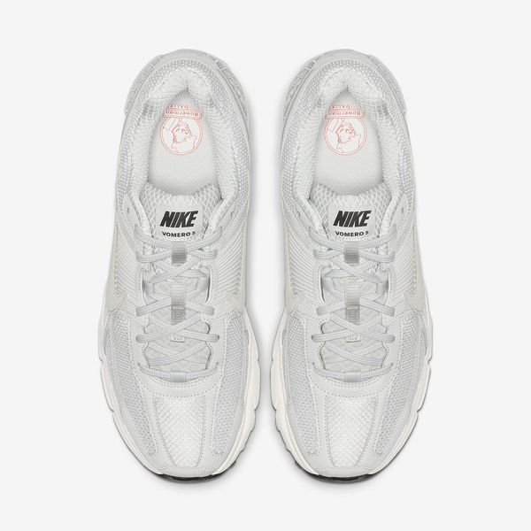 Оригинальные мужские кроссовки Nike Zoom Vomero 5 "Vast Grey / Black / Sail" (BV1358-001) BV1358-001 фото