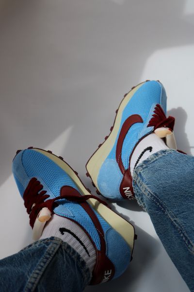 Оригінальні кросівки Nike Wmns LD-1000 "University Blue/Sail/Light Khaki/Dark Team Red" (IB3483-400) IB3483-400 фото