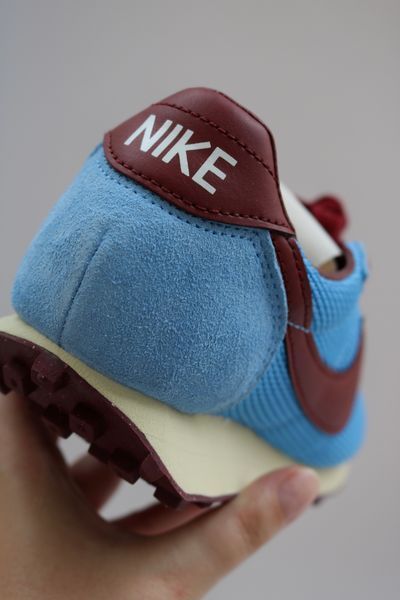 Оригінальні кросівки Nike Wmns LD-1000 "University Blue/Sail/Light Khaki/Dark Team Red" (IB3483-400) IB3483-400 фото