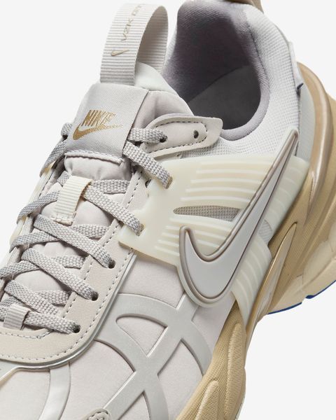 Оригінальні жіночі кросівки Nike V2K Run GORE-TEX "Light Iron Ore/Light Bone/Khaki" (FZ2622-002) FZ2622-002 фото