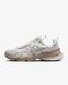 Оригінальні жіночі кросівки Nike V2K Run GORE-TEX "Light Iron Ore/Light Bone/Khaki" (FZ2622-002) FZ2622-002 фото 1