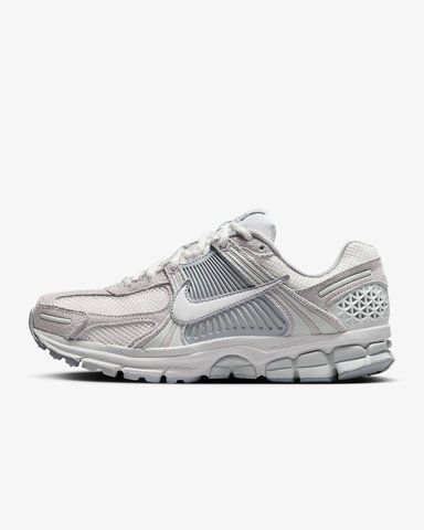 Оригінальні кросівки Nike Wmns Zoom Vomero 5 "Pure Platinum/Platinum Tint/Wolf Grey/Summit White" (HQ0458-001) HQ0458-001 фото