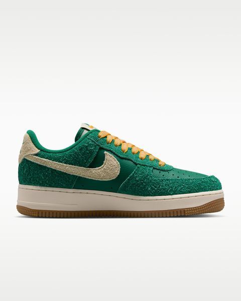 Оригинальные кроссовки Nike Air Force 1 '07 "Game Day" "Malachite/University Gold/Gum Medium Brown/Coconut Milk" (IV5685-365) IV5685-365 фото