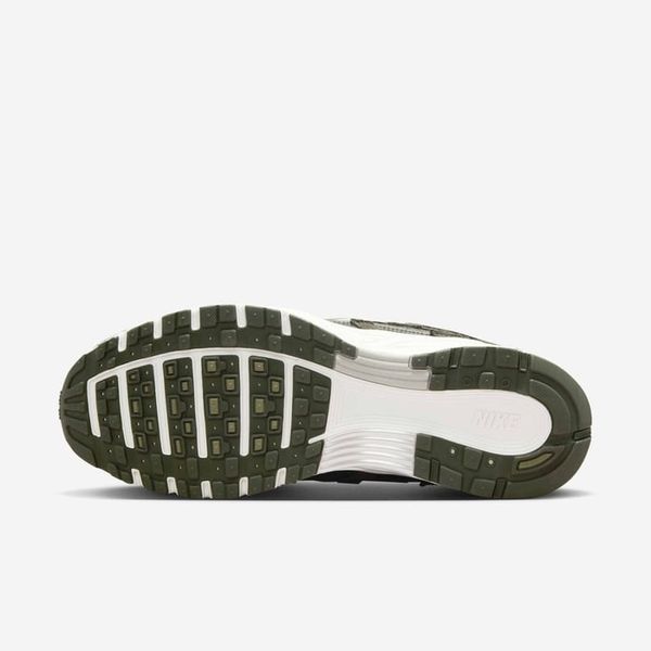 Оригінальні чоловічі кросівки Nike P-6000 SE "Sequoia/Phantom/Metallic Silver/Medium Olive" (HF0015-301) HF0015-301 фото